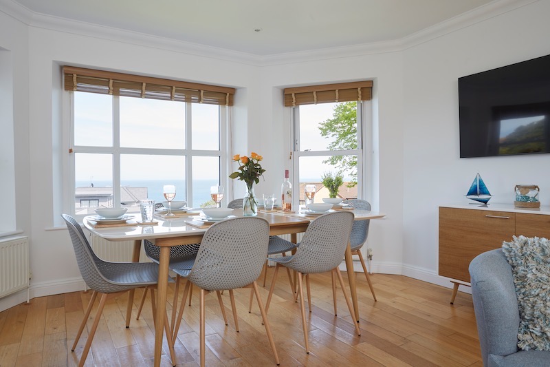 Cromwell Apartment, Dining Area with Seaview, Shanklin Villa, Isle of Wight
